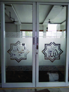 cutting pintu masjid 225x300 - Sticker Kaca Gedung